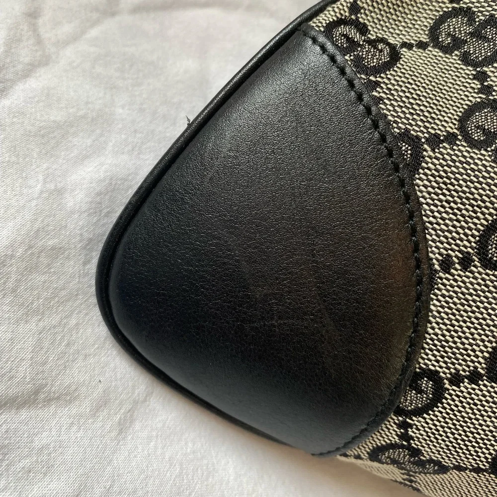 SOLD ⚠️Gucci Jackie Hobo - Picture 6 of 16
